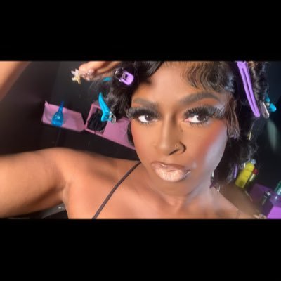 slimherself's profile picture. ♑️ , fuck you .