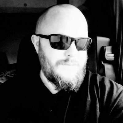 TheVanBlade's profile picture. ⚔️🔴⚪⚫🌍🚐