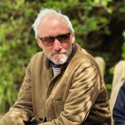 Freelance writer, media adviser, podcaster. Ex-Sunday Times. Swim dad/coach, graver 🙌 and old hip hop head. Bont boy. Own views karlwestmedia@gmail.com