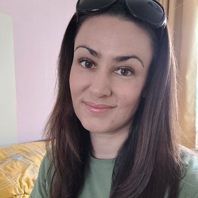 Dawn1e83's profile picture. She believed she could, so she did!