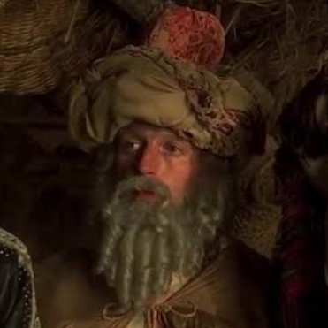 مجوس خردمند. پیر فرزانه. ارمغان آورنده مُر
بسیار بلاککننده، ندارندهی حوصلهی جر و بحث