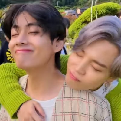 doieslele's profile picture. ✩⡱ reading acc.