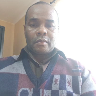 andriniain57672's profile picture. 