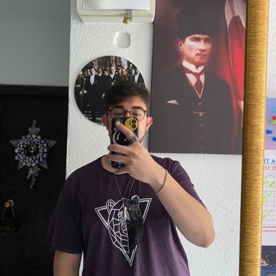 mustafa_krgoz's profile picture. FU|Software Engineering👨🏻‍💻 @Fenerbahce