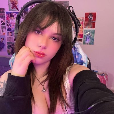 Hi I like to stream https://t.co/nDCh1Vor1U 。・:*:・゚★,。・:*:・゚☆