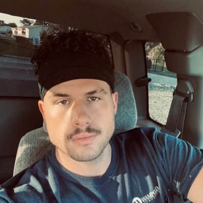 haymkrr's profile picture. be the best version of you.