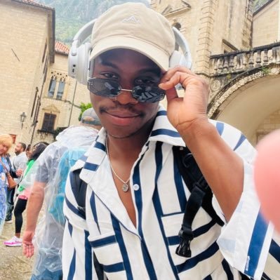 hey demons it’s me, ya boi.✨ Check out my YouTube Channel.⬇️