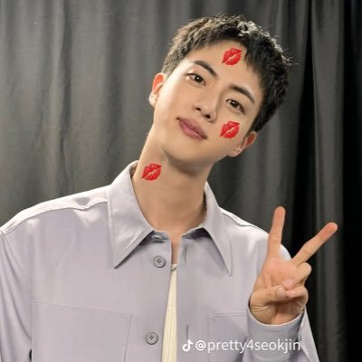 kora_ksj's profile picture. armycarat ( •̀ ω •́ )✧ | seokjin & kwan biased