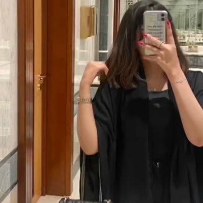 palestinian Business Administration Department A person who loves what interferes with her life and loves to travel حسابي الثاني@loly91607358