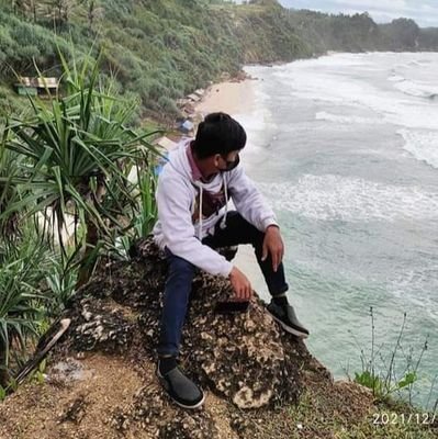 Fadhlansira97's profile picture. 