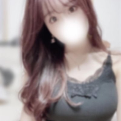 24歳、アパレル店員。ヒミツのツイです☆彡刺激的なことしたい...フォローの無い方は少しこわいかな...。 募集はこちらから➡ https://t.co/5kX0ALblln