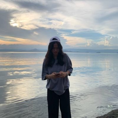 mewieeeeeee's profile picture. ..