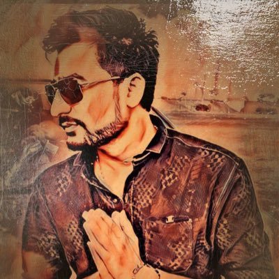 सर्वप्रथम राष्ट्र फिर गुरु, फिर माता-पिता फिर, परमेश्वर अतः पहले खुद, को नहीं राष्ट्र को देखना चाहिए.- छत्रपति शिवाजी महाराज ।।