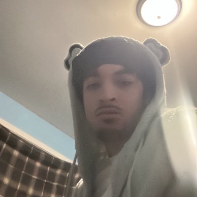 girlsthatstre's profile picture. 
