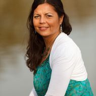 ShenitaMaust966's profile picture. Mental coach, horseback riding, mother of three children, cooking