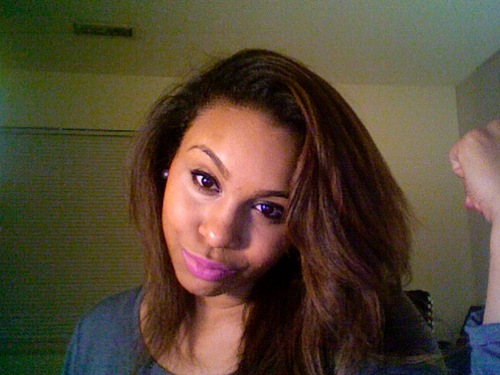 juicyloversrock's profile picture. baby powder and a strong pimp hand lol jk all bubbles and sunshine here