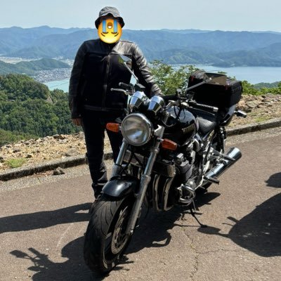 2023年1月に普通自動二輪免許取得。続けて3月に大型二輪免許取得。XJR1200→GSX250R。ツーリングは基本はソロ派ですが、お誘いは気まぐれに参加させて頂いてます。ヤエー絶対返すマン!バイク垢の皆様、無言フォロー失礼します。バイク垢はフォロバします。よろしくです。