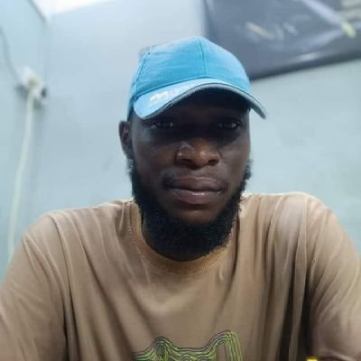 SwissLee1993's profile picture. Random Situations of my life follow at your own risk!! Life ; Behind the Scenes 👷🌍❤️