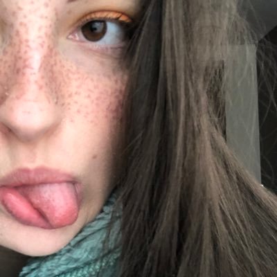 PleasurPleasur's profile picture. Eigene Tweets kommen nur zu Trash TV lol, sonst nur Retweets zu wichtigeren Themen 😵‍💫🤝🏻