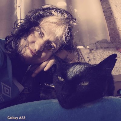 Pri_a_propria's profile picture. 