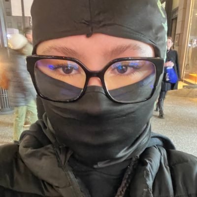 esm4_br's profile picture. même moi jsp