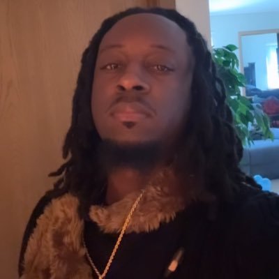 JLuck06's profile picture. IG: @ jluck06 | FB: @ James Lucky