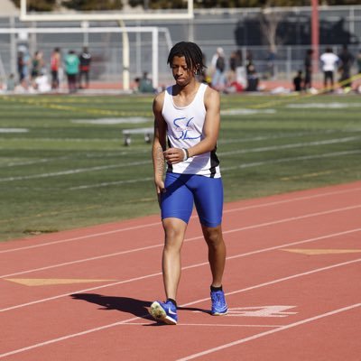 |San Leandro high school| |c/o’24| 5’8 145 rb/wr/db track |gpa- 3.1| |100meters:10.54| |200meters:21.75|