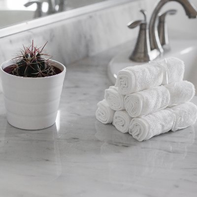 Upgrade your bathing and skincare routine with our premium Organic Bamboo Washcloths. Perfect for the entire Family.