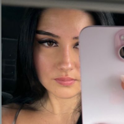 JennyPreville's profile picture. | 24 | ig: jennypreville 🌞⚡️