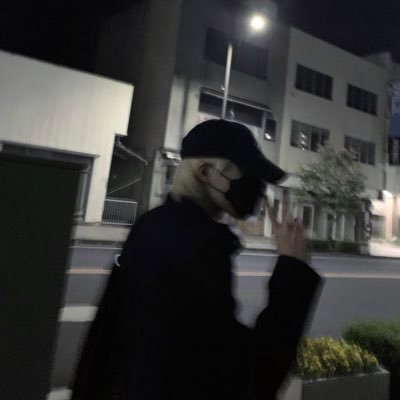 llilliililllli's profile picture. 20↑ いいね自発滅多にしません フォロワー稼ぎもうええて