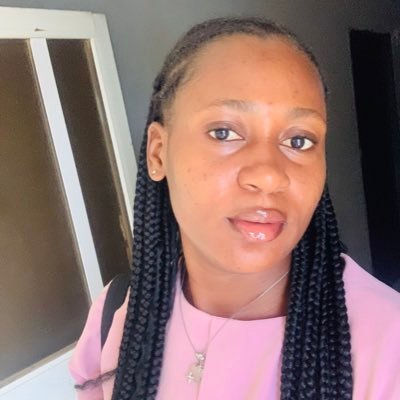 UI/UX Designer Pretty and industrious ❤️ Check my Portfolio: https://t.co/zGWRWPy7nR