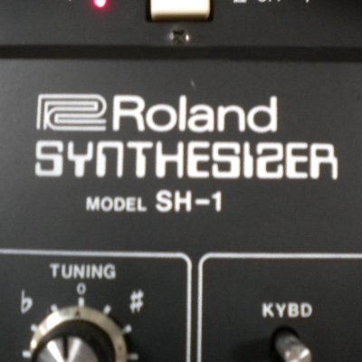 R社SH-1でシンセの基礎を学んだシンセ好き(シンセRT多数)、ないものは作る、電子楽器簡単カスタム。自分の中のYMO的なものを表現するユニット. YMQ の楽曲をsound cloudに置いています。 https://t.co/aMZSbeSdyH