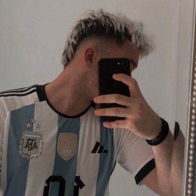 Soci i fidel al FC Barcelona. Siempre con mi Albacete Balompié.🧀