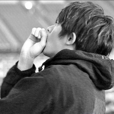 W19Y0m's profile picture. ❤️💜🩵💛🖤💗