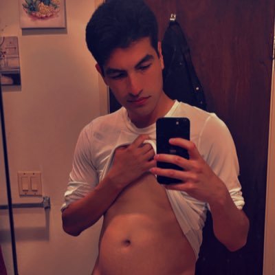 roocky831's profile picture. cashapp me