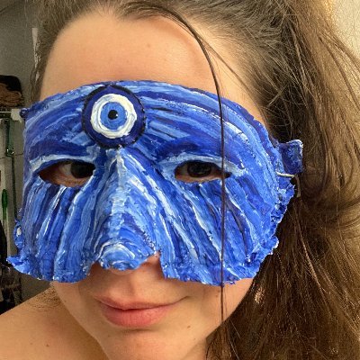 weavingthefield's profile picture. As a Relational Field Consultant, I support creative visionaries in piercing through dominant reality fields to potentiate primordial, ancestral dreamings.