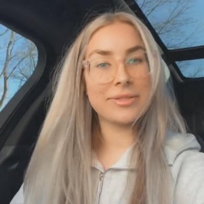 Hey this is Elizabeth, I am open to meeting you anywhere.” Self✌️ love• Your sexy Gemini ❤️😘