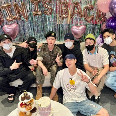 btsot7__07's profile picture. India BTS Army 💜 OT7 💜 KIM NAMJOON , KIM SEOKJIN, MIN YOONGI, JUNG HOSEOK, PARK JIMIN, KIM TAEHYUNG, JEON JUNGKOOK .. BTS 💜 아포방포💜 보라해 💜