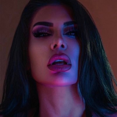 Better known as : LMONIES 💁🏻♀️ Top Creator 👿 🥇 see why 👇🏻