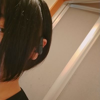 suzie_formaggio's profile picture. 映画、本（英文学メイン）、音楽、語学について呟きます。最近ピアノを始めました。ハノン練習中。しばらく気になったアカウントは無言フォローさせていただいております。