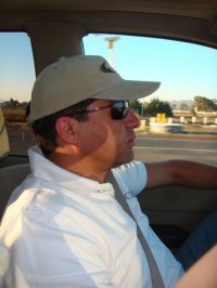 portos_01's profile picture. La vida no se ha hecho para comprenderla, sino para vivirla.