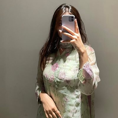 Maya_Afridii's profile picture. "Sip coffee, spread love | Wordsmith by day, dreamer by night | Let's craft a story together”#💁🏻‍♀️💁🏻‍♀️💁🏻‍♀️🧚🏻‍♀️🧚🏻‍♀️🧚🏻‍♀️