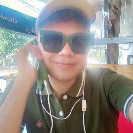 LoujieSenatin's profile picture. Striving Futurist 😅

Love one another. Serve One another. 

I NEVER TOLERATE ANY FORM OF DISRESPECT!