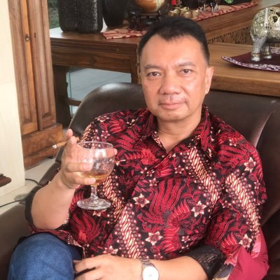 jmtuwankotta's profile picture. A learner of life, for life.