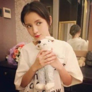 airi1431423's profile picture. 