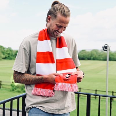 PELLE #8 Profile