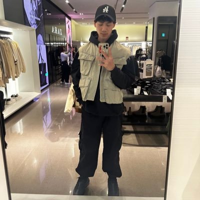 VANTAN1310's profile picture. 