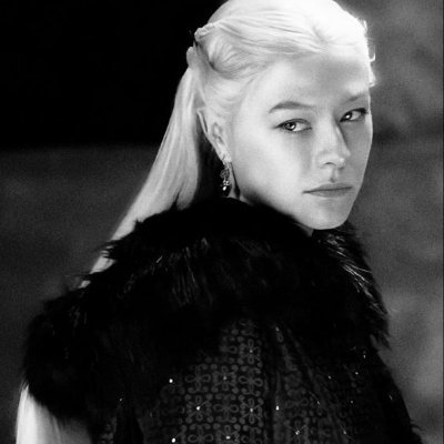 Elizaslaughh's profile picture. *insert cool quote*