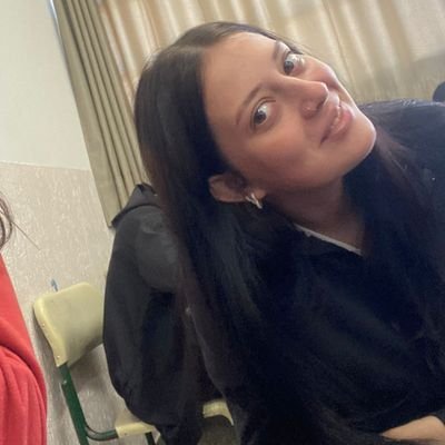 aravechia_'s profile picture. deve ser sim