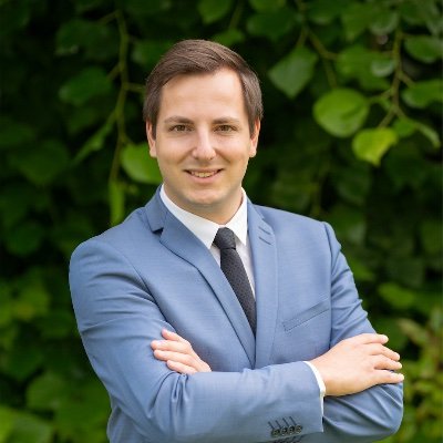 Conseiller Affaires sociales à l'Assemblée nationale
Châlonnais | Diplômé de Sciences Po